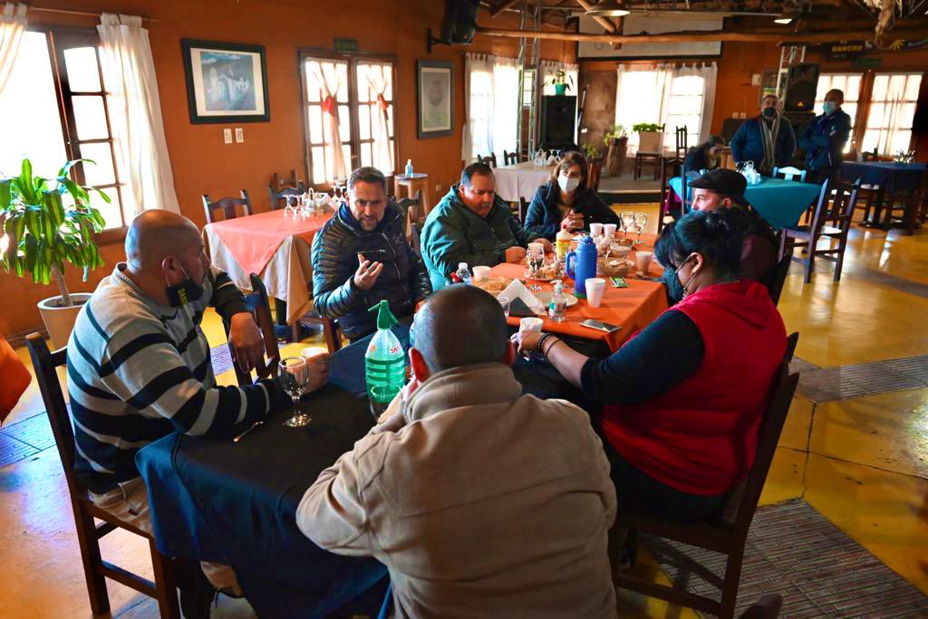 En Villa del Totoral y Santa Elena surgió un punto común: con impuestos más bajos y mejor prestación de servicios se va a poder producir más, se va a generar empleo y se van a multiplicar las oportunidades para el norte cordobés. #JuntosPorCórdoba