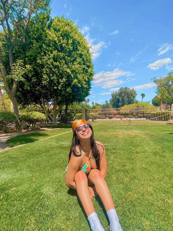SigmaKappaCSULB's tweet photo. This #WhyΣΚWednesday we spotlight Paulina Paz, one of our lovely Fall ‘19 members! 🕊

“I am immensely proud to be a part of an amazing chapter that represents hardworking, intelligent, and beautiful women…” Read the rest on our instagram!

#LBStateSigKap #DoveLove https://t.co/iGnSTIc239