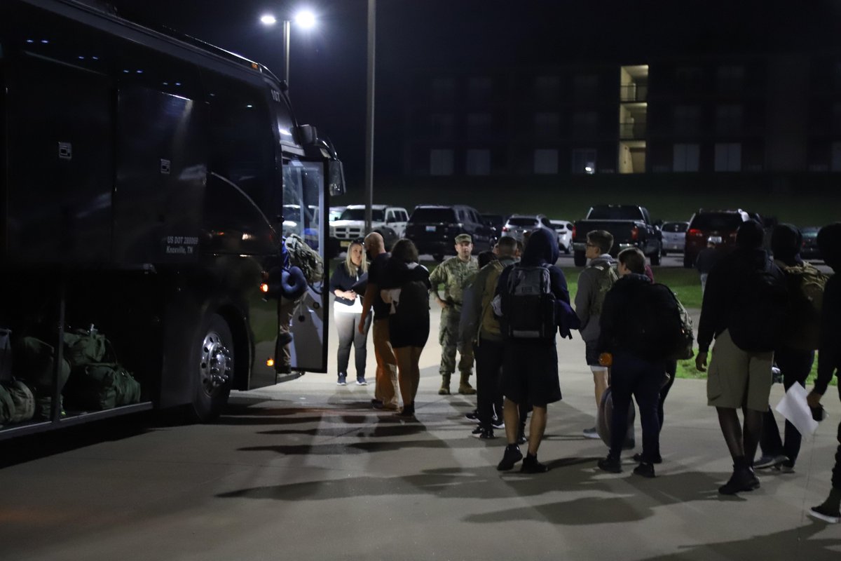 VCorps's tweet photo. #VCorps Soldiers load a bus enroute to Camp Ripley, Minn. in support of CPX3, July 24, 2021. CPX 3 is in support of the V Corps Warfighter exercise that will take place to validate V Corps as a warfighting, interoperability corps. (U.S. Army photo by Pvt. Gabriella Sullivan) https://t.co/SLBJyhLaPK