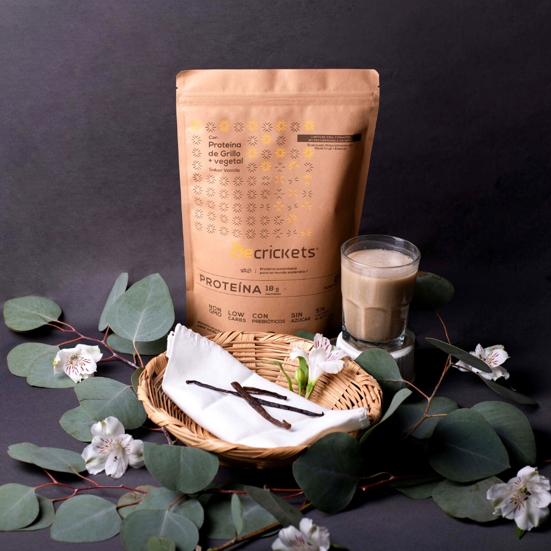 BeCrickets's tweet photo. ¡Solo 10 ingredientes! 

Así es, nuestra proteína BeCrickets Vainilla está hecha solamente con 12 ingredientes 100% naturales, sin aditivos innecesarios ni sustancias cuyos nombres no podemos pronunciar. 

Dale a tu cuerpo la mejor proteína con BeCrickets. https://t.co/9YkjnAyEDa
