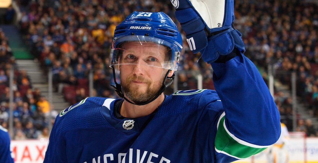 sportsnetmurph's tweet photo. End of an era with Edler gone. Went about his business without saying barely a peep. Played a hard game. Leaves as best D-man in franchise history. Great awkward interview. Gonna miss him. https://t.co/ZtoYiXaJ7l