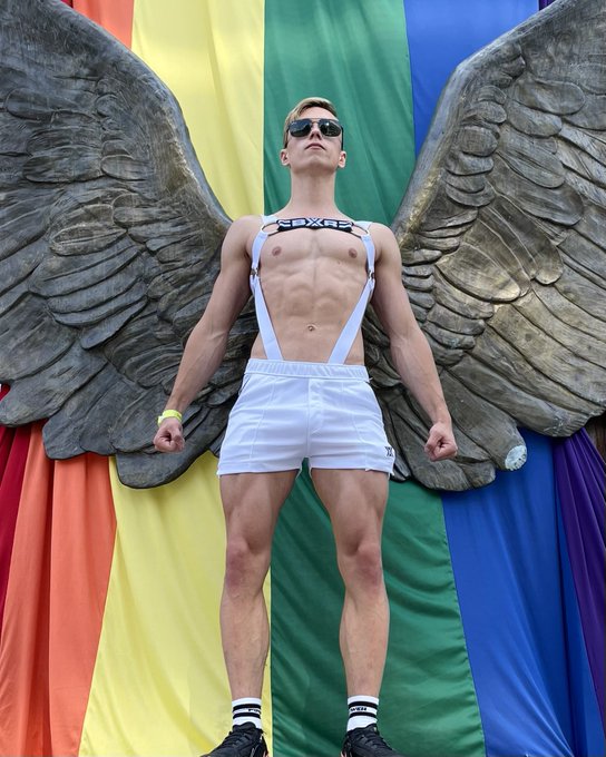 🏳️&zwj;🌈Pride moments🏳️&zwj;🌈 https://t.co/0gZdlPRX7V<a href="/tag/abs"class="tags"><span>#abs</span></a><a href="/tag/muscle"class="tags"><span>#muscle</span></a><a href="/tag/strong"class="tags"><span>#strong</span></a><a href="/tag/kinky"class="tags"><span>#kinky</span></a><a href="/tag/shower"class="tags"><span>#shower</span></a><a href="/tag/gay"class="tags"><span>#gay</span></a><a href="/tag/gayboy"class="tags"><span>#gayboy</span></a>