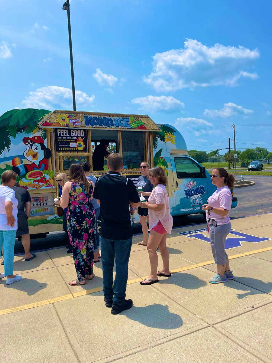 Miss Puckett tweet media