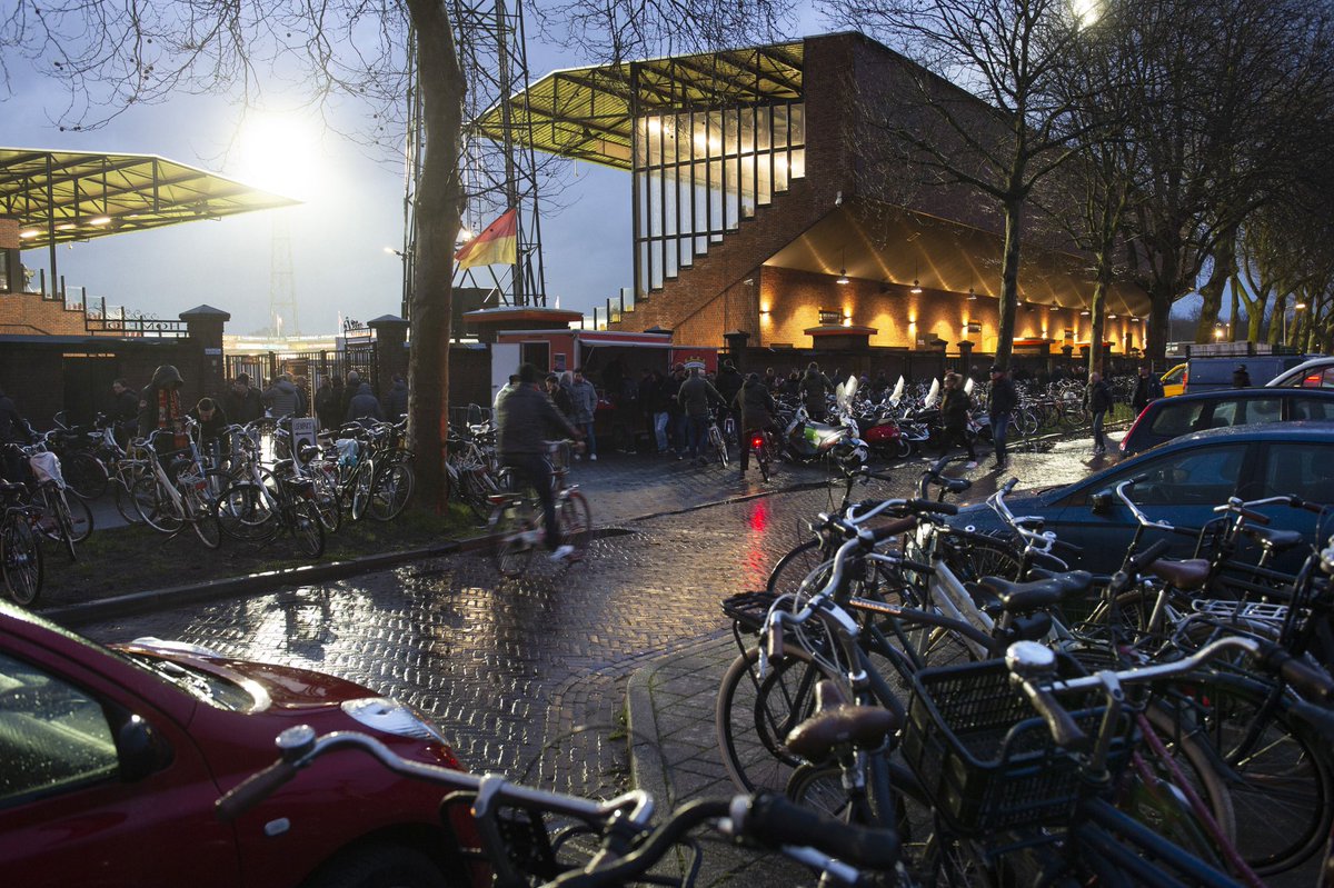 PVerwoolde's tweet photo. @sjoerdmossou Kom je gewoon nog eens een keer naar Deventer Sjoerd, hier staat het nog gewoon! https://t.co/BrjPF8tYBI