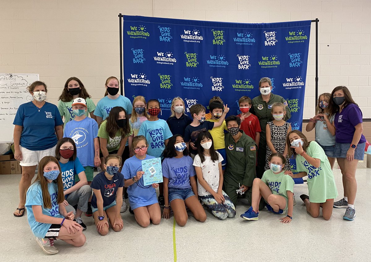 KidsGiveBackVA's tweet photo. Thank you #laughlearnthink for visiting our Summer #Volunteer Camp today. Let’s see how many @usairforce service members around the world get to see our thank you note! #kidvolunteers, #gratitude, #givingback https://t.co/7nCSil3zNE