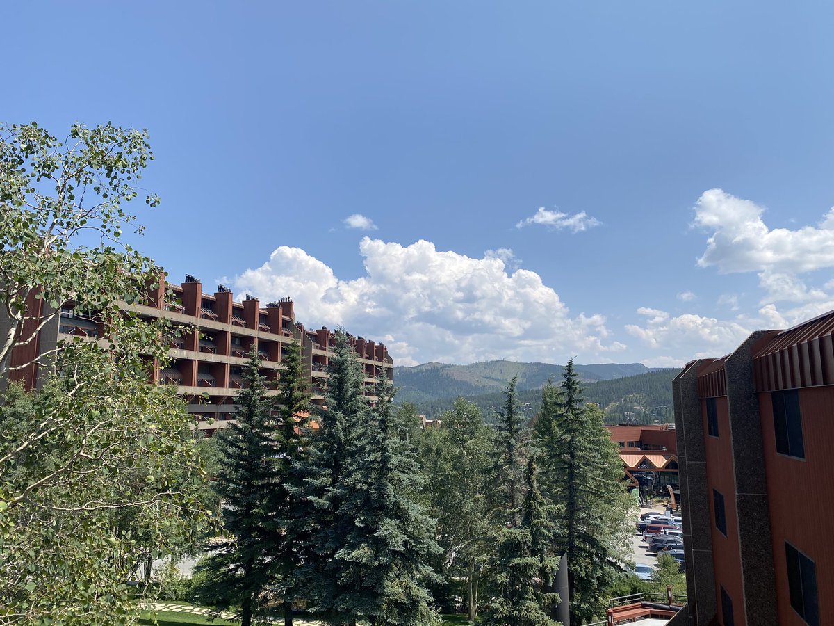 thomascmurray's tweet photo. Ready for ya tomorrow, @CASE_Leaders!! Fired up to talk “Staying Personal & Authentic in the Midst of Adversity” with you all! Ready to roll!! See you in the morning! #BackInBreck https://t.co/jWwpPOEQzB
