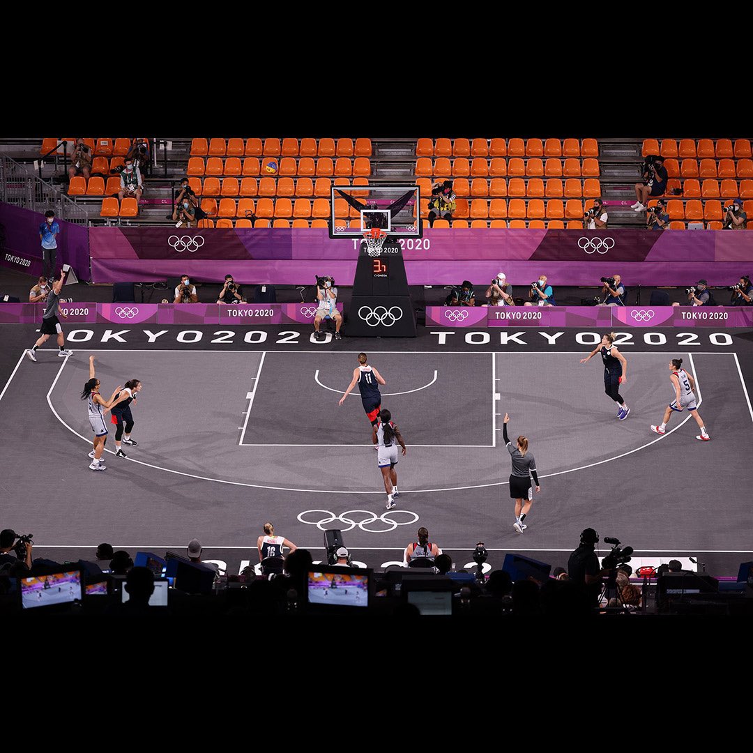 USA’s women’s 3x3 basketball teams won gold in the new event. More photos - dallasnews.com/photos/2021/07…
