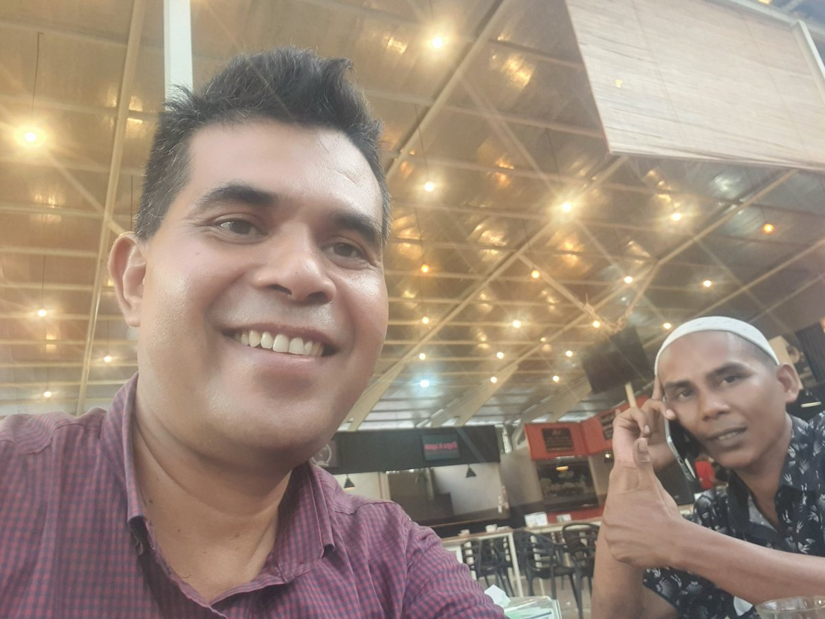 abulaot's tweet photo. Lalu engkau takut menyampaikan sesuatu krn berbeda. engkau itu sedang menyakiti hatimu . Sebab memendam sesuatu yang layaknya kau keluarkan. Menjadi berbeda adalah memang hakikatnya makhluk tuhan https://t.co/V5wic50aUn