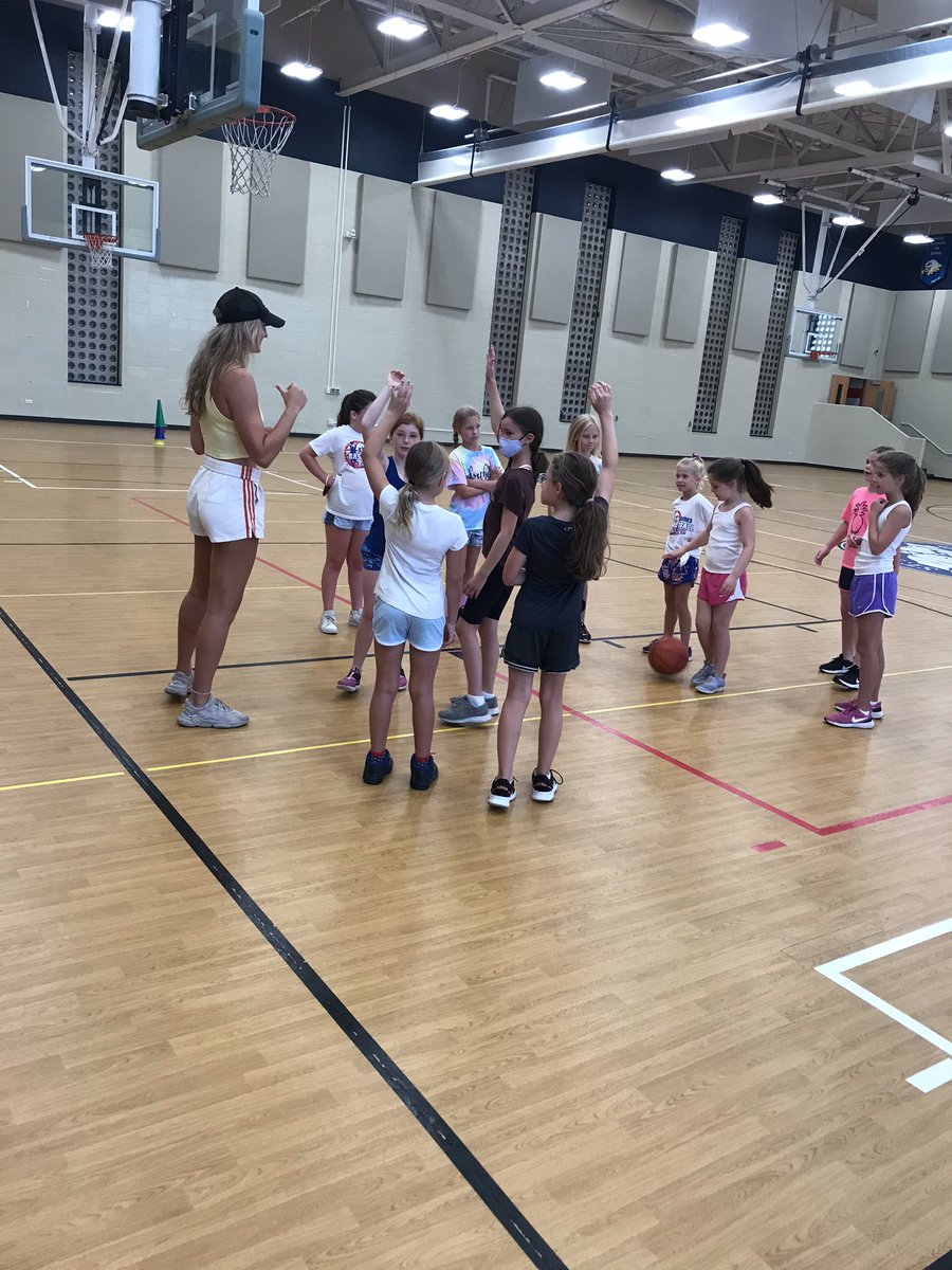 CMacius's tweet photo. Thanks @HaleyGorecki for coming in today to scrimmage &amp; play a few games with the girls. The girls loved to hear about your basketball experience at Duke &amp; in the WNBA!! 🏀 @SJS_Bulldogs https://t.co/YGnVJ0ERwO
