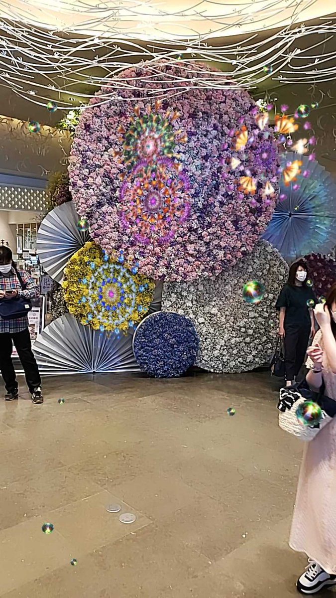 堤聖志 Naked Vox マルイ有楽町 Hanabi Flowers Fireworksマッピングとインスタフィルターar 花火の融合した作品になっております 8 31迄 お近くに来た際には是非御覧ください Nakedinc 堤聖志 Naked Vox マルイ有楽町 Hanabi Flowers Fireworksマッピングとインスタフィルターar 花火の融合した作品になっております 8 31迄 お近くに来た際には是非御覧ください Nakedinc
