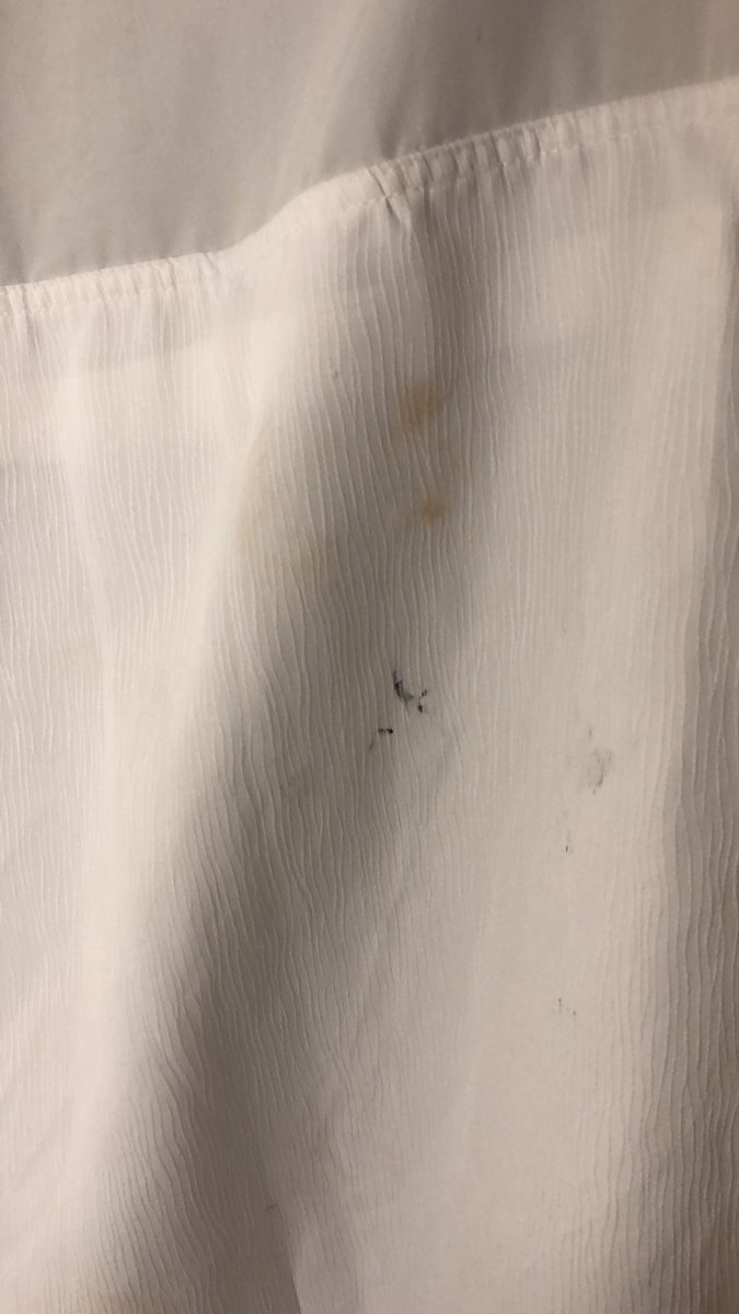 thatwasvegan's tweet photo. @MGMGrand Is this a clean shower curtain? https://t.co/Ox7kkZrALx