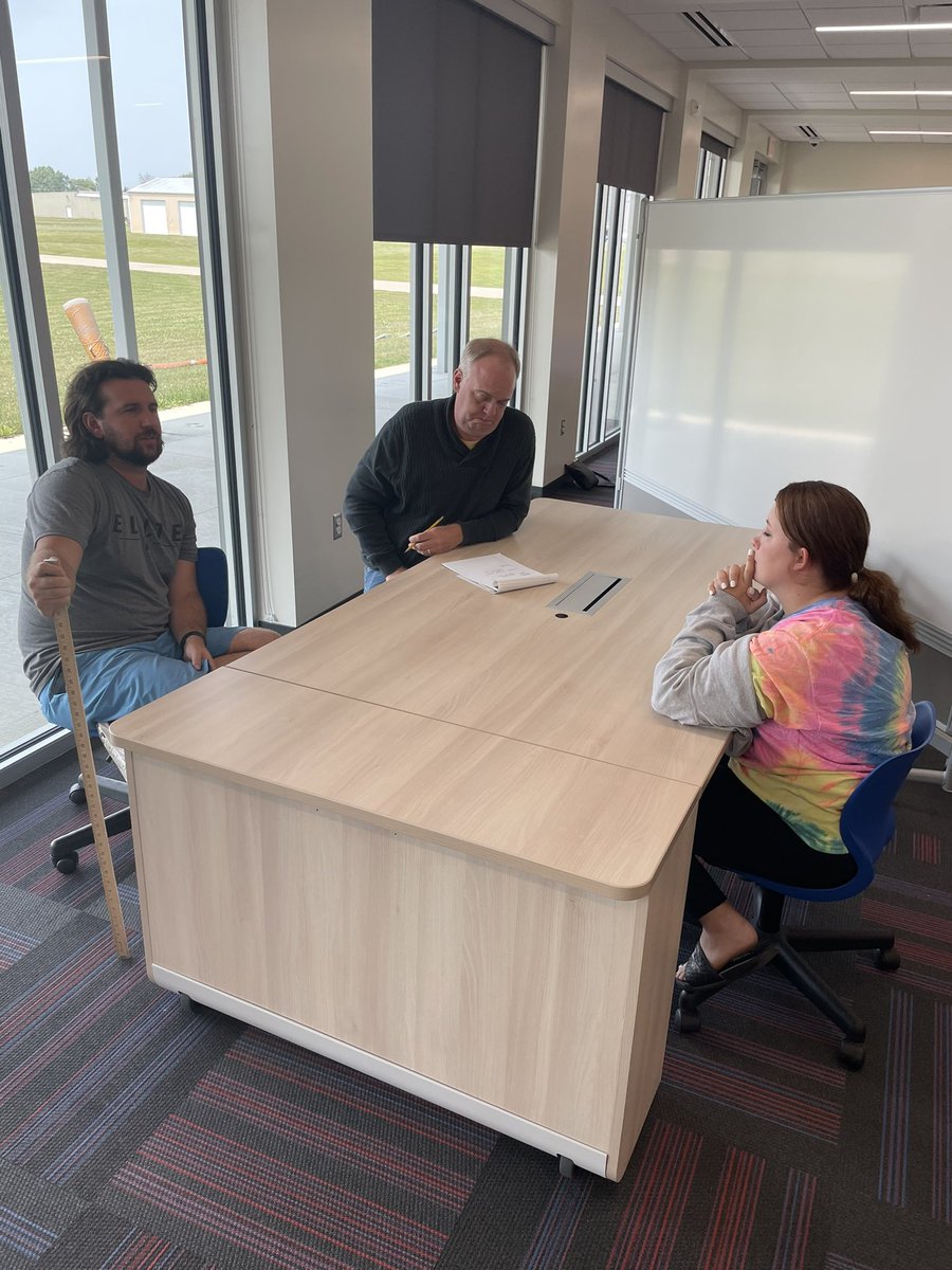 Slater_Curtis_'s tweet photo. Amazing couple of days with @pcmcsd High School Leadership team. Creating an environment that will ensure that all students, staff and families belong! #PCMProud #TILL360 https://t.co/QQqQjhbFWL