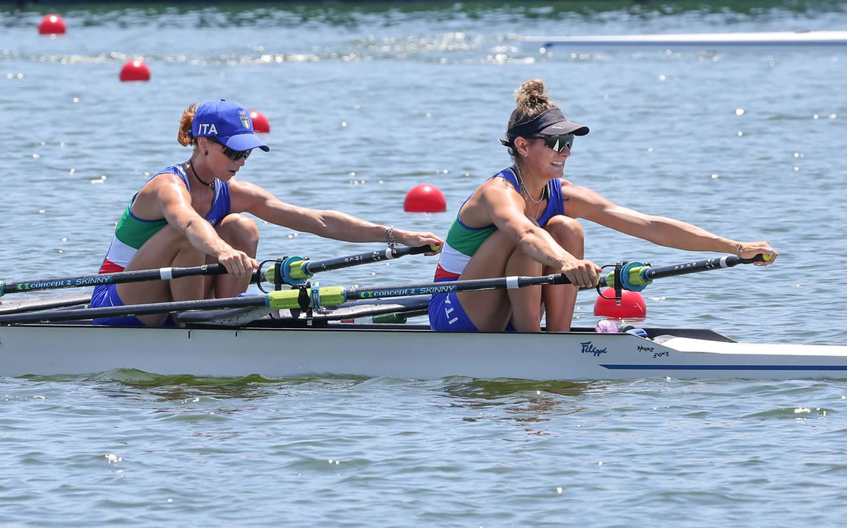 #Tokyo2020 

🥇🥇 Post muto? No: Federica Cesarini e Valentina Rodini ORO OLIMPICO NEL 2xPL FEMMINILE!!! ITALIA IN CIMA ALL'OLIMPO DOPO 21 ANNI, CON LA PRIMA MEDAGLIA OLIMPICA AL FEMMINILE! 🥈🇫🇷 <a href="/FFAviron/">Fédération Française d'Aviron</a>
🥉🇳🇱 @Roeibond

<a href="/ItaliaTeam_it/">ItaliaTeam</a> <a href="/Coninews/">CONI</a> <a href="/WorldRowing/">World Rowing</a> #ItaliaTeam