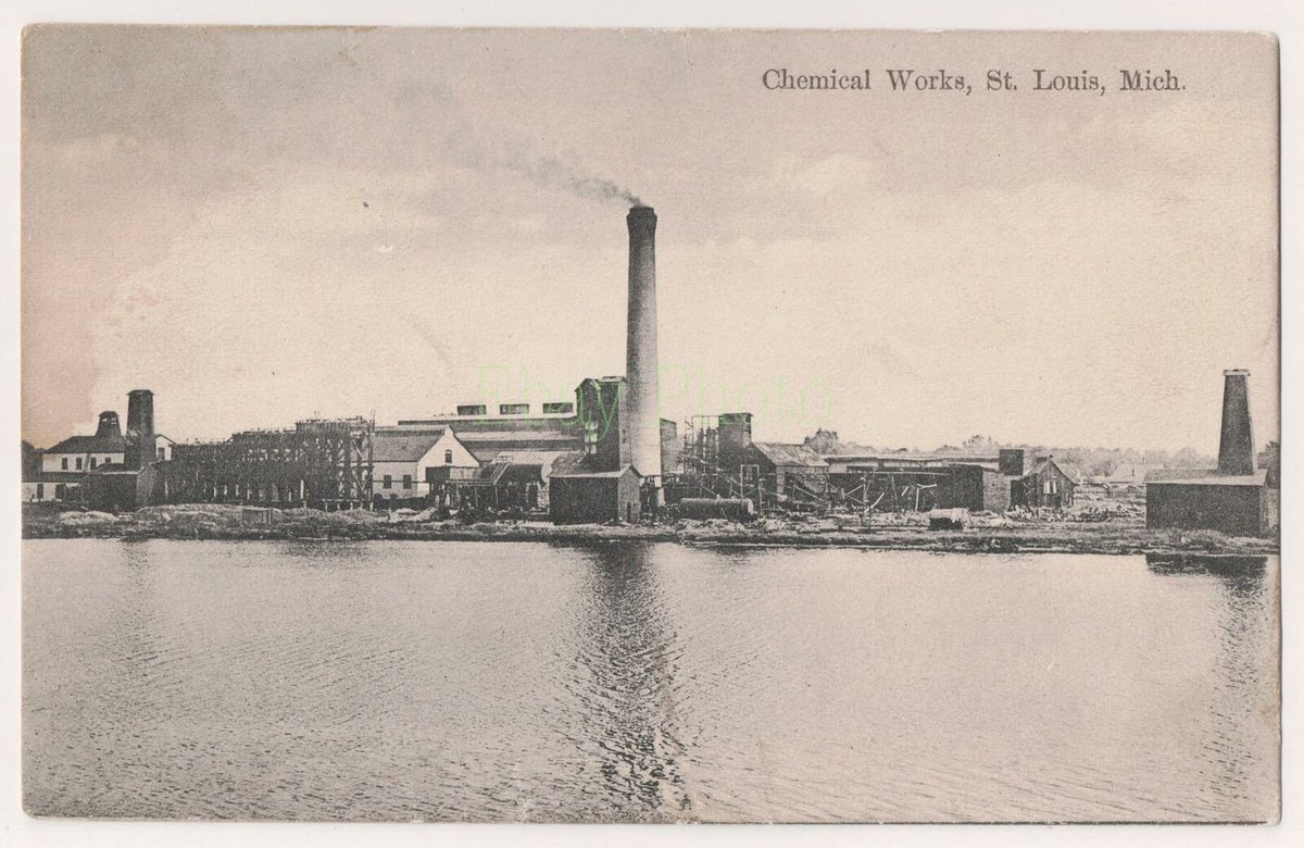 MichiganHist's tweet photo. Chemical Works Factory at St Louis - probably ca. 1910 (ebay)
#StLouisMI https://t.co/My7c52pQAD