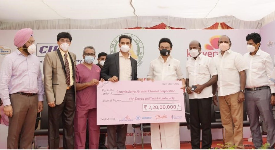 TUCC_Official's tweet image. RT FollowCII: CII partners with Tamil Nadu Government for free vaccination drive through CSR funds from industries in Tamil Nadu. The drive was inaugurated by @mkstalin, Chief Minister of Tamil Nadu on 28 July 2021 at the Kauvery Hospital, Chennai. #CII4…