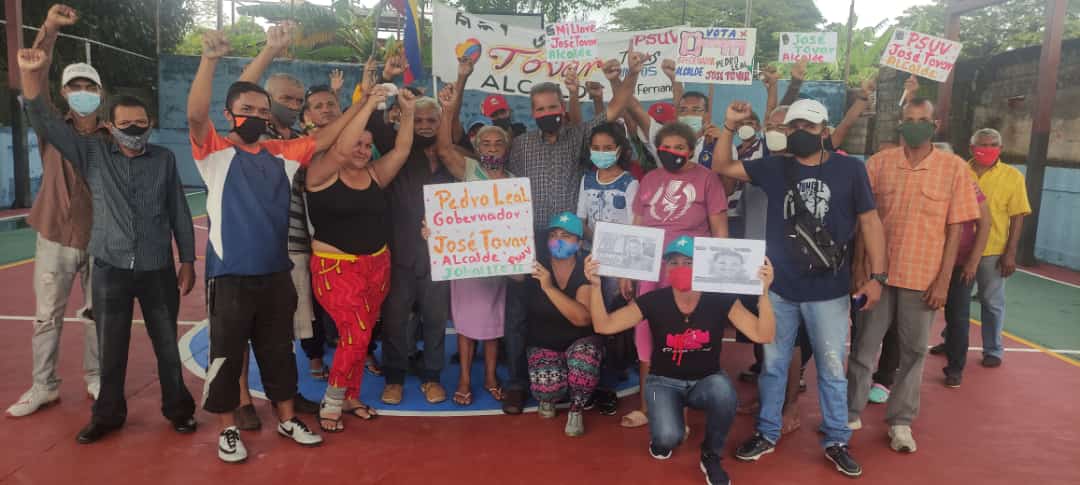 hectorj2100's tweet photo. El candidato del pueblo de todos los Sanfernandino el profe José tovar rumbo a la alcaldía de San Fernando vamos con todo @NicolasMaduro  @dcabellor  @ConCiliaFlores https://t.co/u1wpuxwkwb