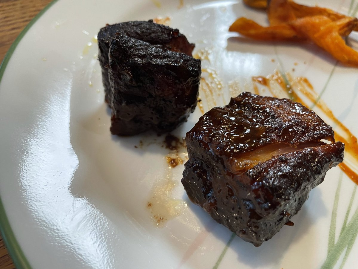 JSlay831's tweet photo. PORK BELLY BURNT ENDS - Cherry Wood Smoked on the Weber Smokey Mountain BBQ Grill with Cherry Coke
https://t.co/58Bt28eaaV #pork #porkbelly #burntends #bbq #barbecue #weber #wsm #webersmokeymountain @StewLeonards @WeberGrills @dalstrong https://t.co/UNFC7mQCkT