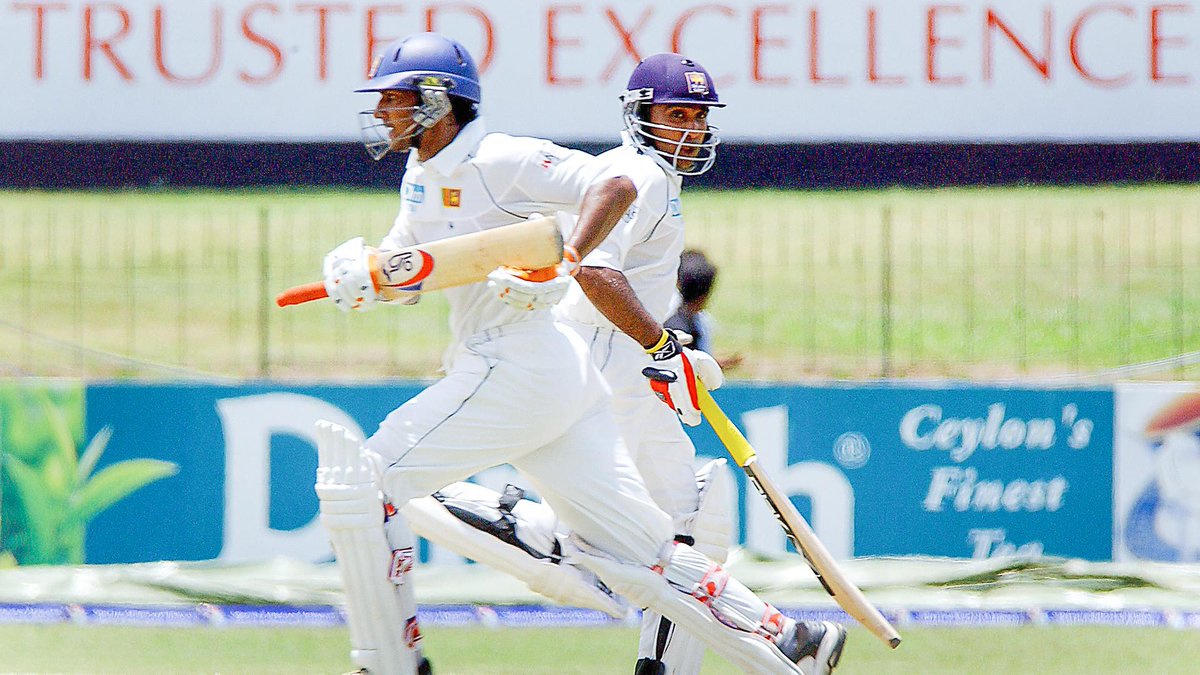 ICC's tweet photo. 🔹 @KumarSanga2: 287 
🔹 @MahelaJay: 374

On this day in 2006, two @OfficialSLC legends broke the record for the biggest Test partnership ever, putting on a 624-run stand against South Africa 🤝 https://t.co/37dNWJIKkG