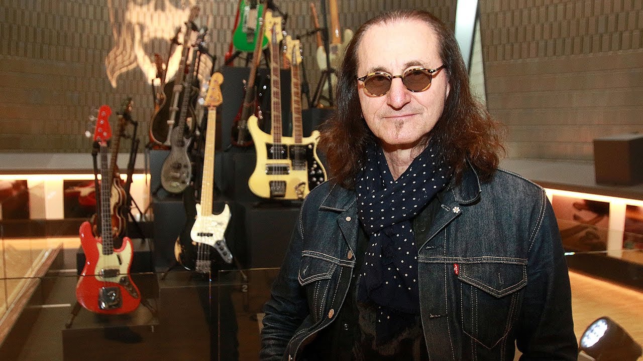 Happy 68 birthday to the one and only Geddy Lee ! 