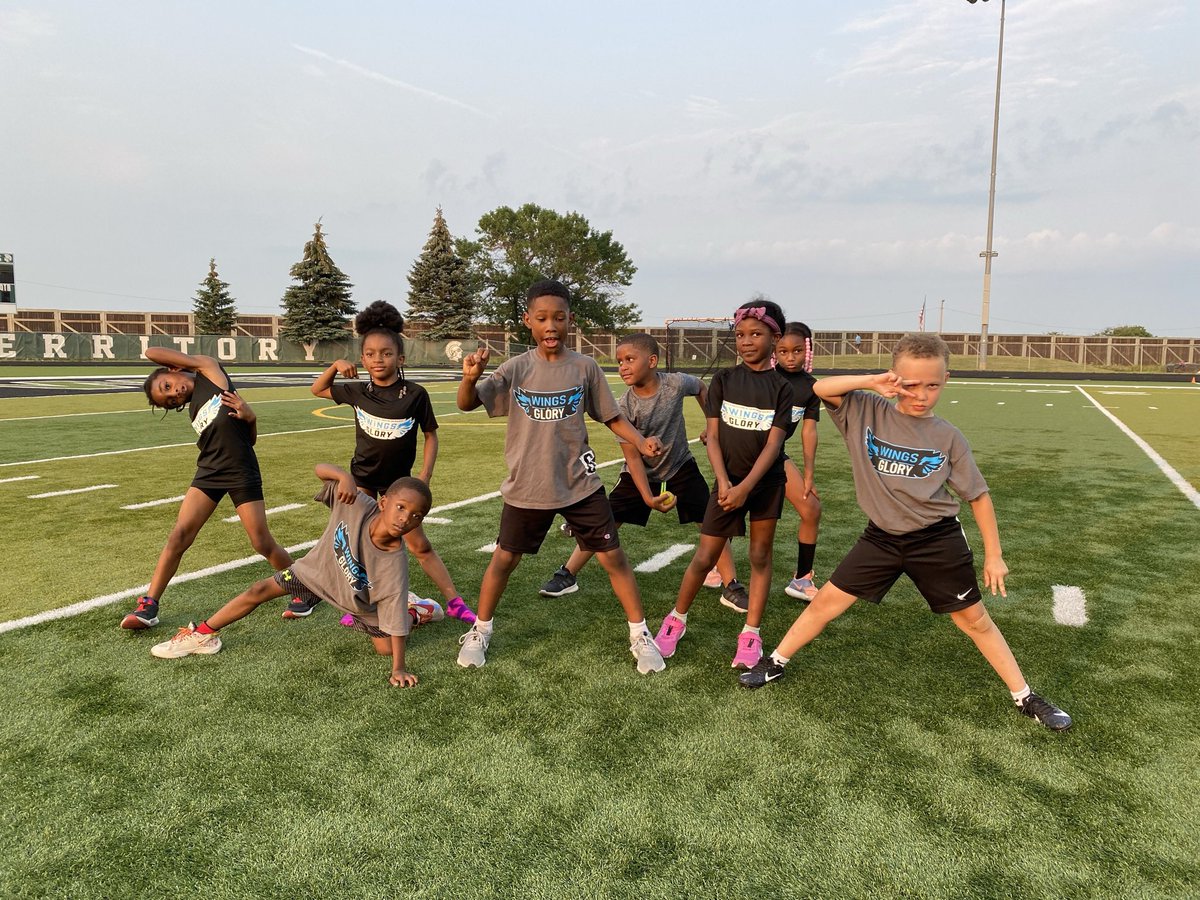 We want to thank the Tosa Track Club for inviting us to their two meets this summer. So much fun!!!! We’ll see you again next year!!!!