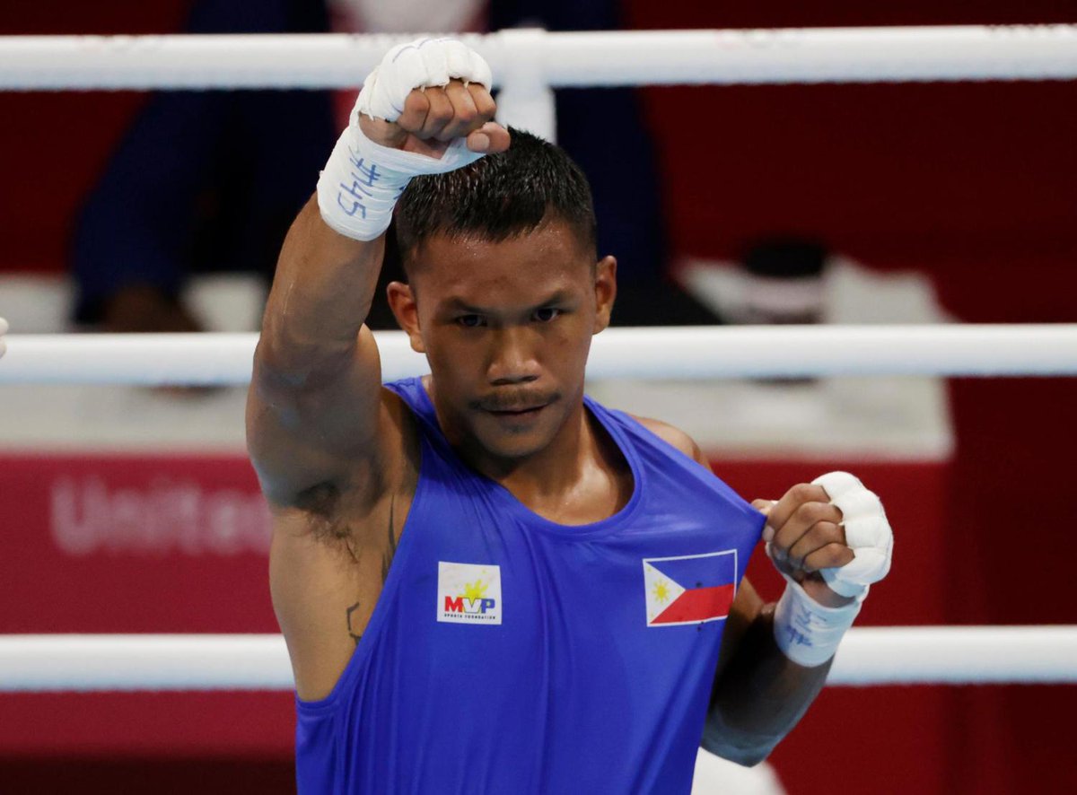 rapplerdotcom's tweet photo. ONE WIN AWAY FROM A MEDAL. 🥊

Eumir Marcial is a win away from securing another Olympic medal for the Philippines as he made quick work of Younes Nemouchi of Algeria to advance to the men's middleweight quarterfinals. (Photo:Reuters)

#Tokyo2020 #Olympics https://t.co/0gU0lnIou6 https://t.co/MovtSTJp0K