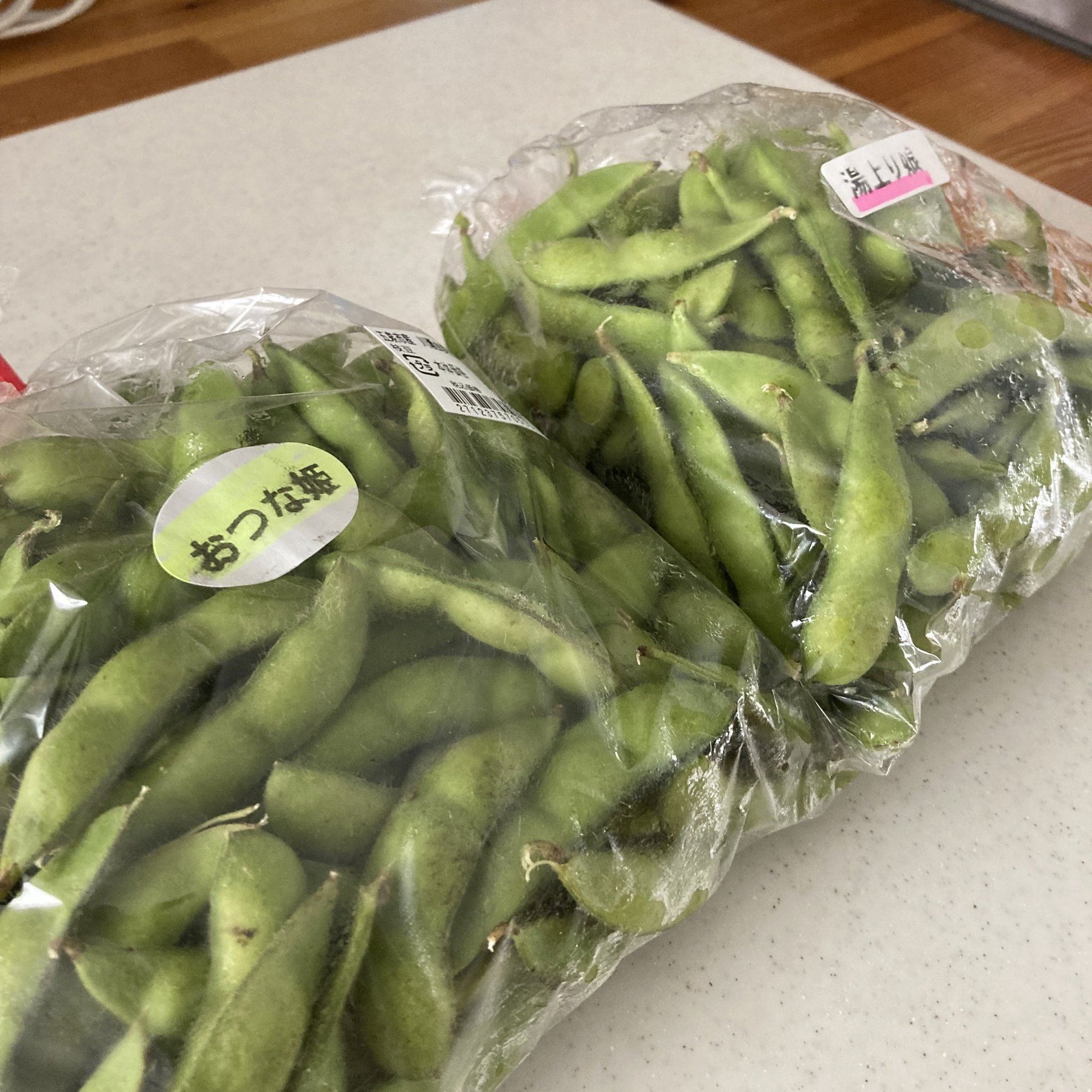 にいがた五泉商店 おつな姫 と 湯あがり娘 の食べ比べ 今年 初めて食べる品種ですがサカタのタネの おつな姫 はとにかく実入りがしっかりで豆の食べ応えがあります T Co Hbecjns4do Twitter