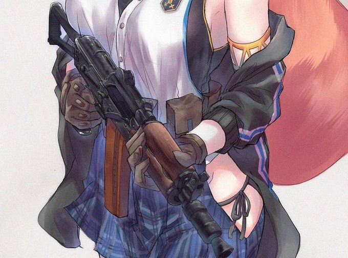 今年武器系全然描いてない。ブルアカ熱冷めぬ内に何かは描きたい。 