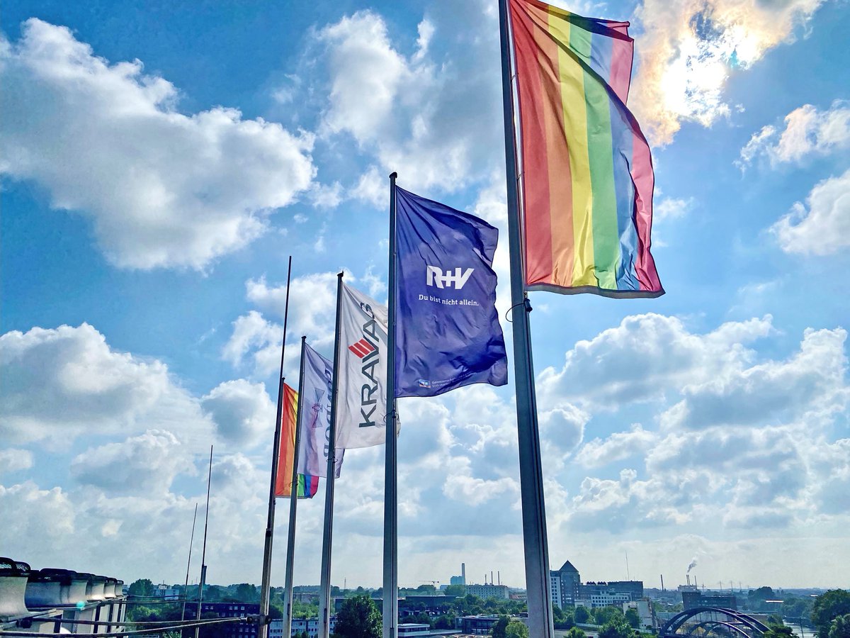 Condor Versicherungen tweet media