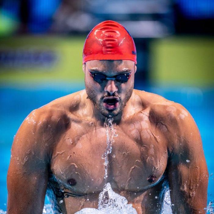 [#AllezLesBleus] Soutien à <a href="/FlorentManaudou/">Florent Manaudou</a>
membre de l’Equipe de 🇫🇷 pour les épreuves de qualification 🏊‍♀️ à Tokyo : les 6000 associés et collaborateurs de <a href="/PwC_France/">PwC France</a> 🙌
#pourdemain #thenewequation 
pwc.to/3x3KeaY
Crédit : Arena France