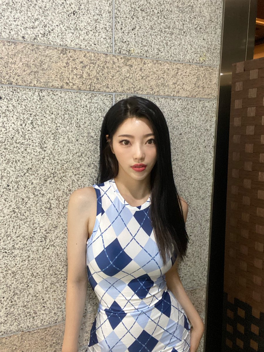 PURPLEBECK1's tweet photo. #여울 #yeowool  #민이 #mini https://t.co/unGLptqWa7
