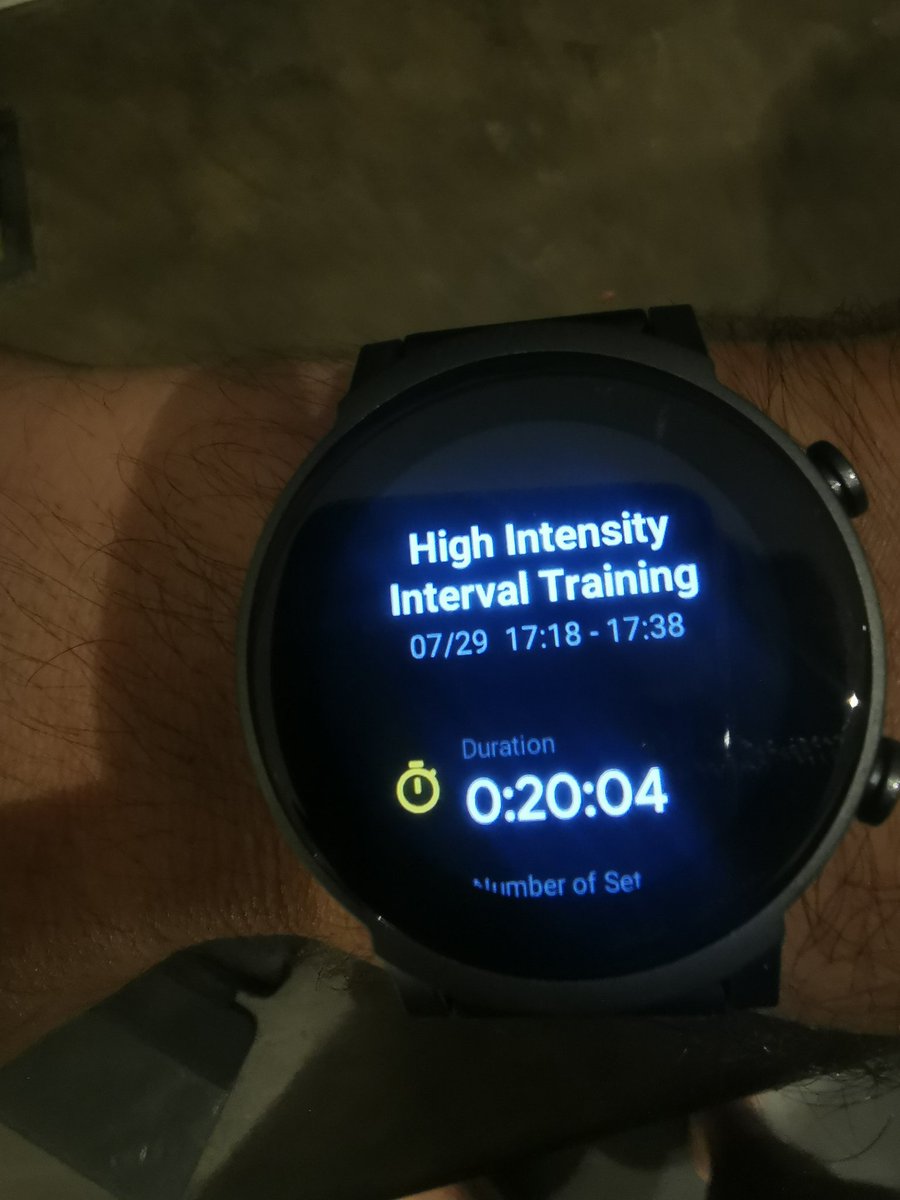Drossos18's tweet photo. Day 13! Something is very wrong with the sync today, but I still did my 20 minutes of HIIT! Not showing up in the mobile app, but appears fine on the watch #hiitchallengewithTicWatchE3 @Mobvoi_Official https://t.co/Tjc943iTzH
