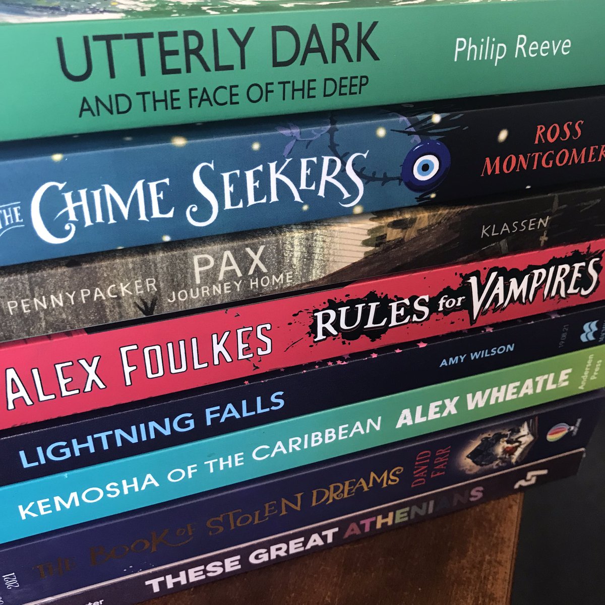 HeathBooks's tweet image. 📚❤️Wondering what you might have to look forward to? Here&apos;s a couple to add to those towering TBR piles 😆 - what&apos;s on everyone&apos;s &apos;cannot wait for&apos; lists? ❤️📚 #ReadingForPleasure #NewBooks #CannotWaitFor