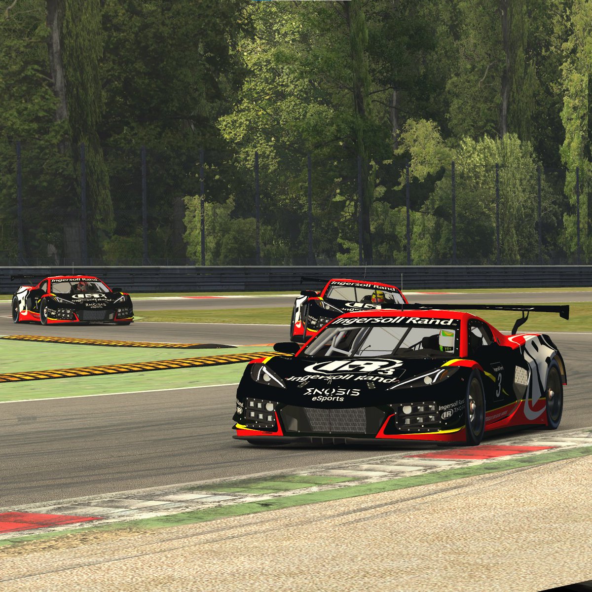 11 curvas en poco menos de 6 kms y uno de trazados más rápidos del mundo...Nuestros Corvette pilotados por Maurizio Costanzo <a href="/mckostan/">Maurizio Costanzo</a> y César Carregal <a href="/kaesarius/">César C.</a> llegan a Monza para el #GTETour <a href="/IrcController/">IRC Controller</a> esta noche a partir de la 22.00h. Te esperamos twitch.tv/irccontroller