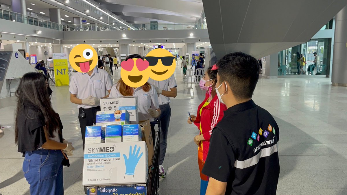 skymednewgen's tweet photo. อาจจะช่วยได้ไม่มากก็น้อย 🙏
ขอแค่ได้ช่วย เริ่มจากวันนี้ก็ยังดี
 “แมสปะละ”
มารับได้เลยนะพวกแกรรรรร 
อย่างน้อยมาใช้บริการก็มาเอาแมส
เราไปได้เลย ❤️

#สถานีกลางบางซื่อ 
#โควิดวันนี้ #โควิด19 
#ลงทะเบียนฉีดวัคซีน 
#ไว้อาลัยผู้เสียชีวิตจากโควิด 
#แมสปะละ
#เทพโพธิ์งาม 
#skymednewgen https://t.co/OxrAuevaGg