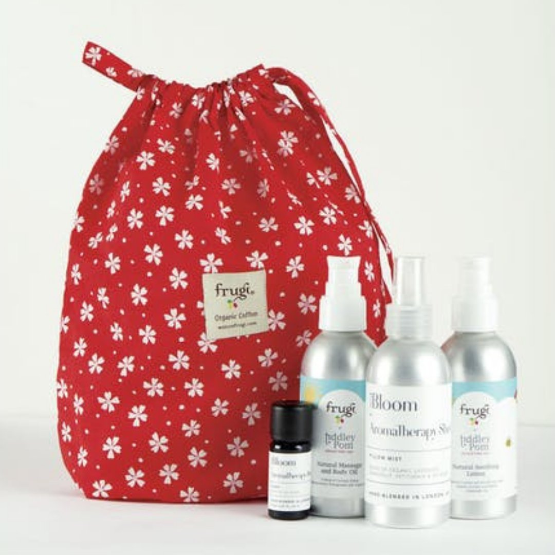 Tiddley_Pom's tweet photo. This is a lovely gift for new and expectant parents from @welovefrugi, #AromaTherapyShed and Tiddley Pom.

The natural sleep bundle for mother and baby encourages relaxation and includes a sleepy diffuser oil, pillow mist, massage and body oil and soothing lotion. https://t.co/Y1Cv0G8aB6