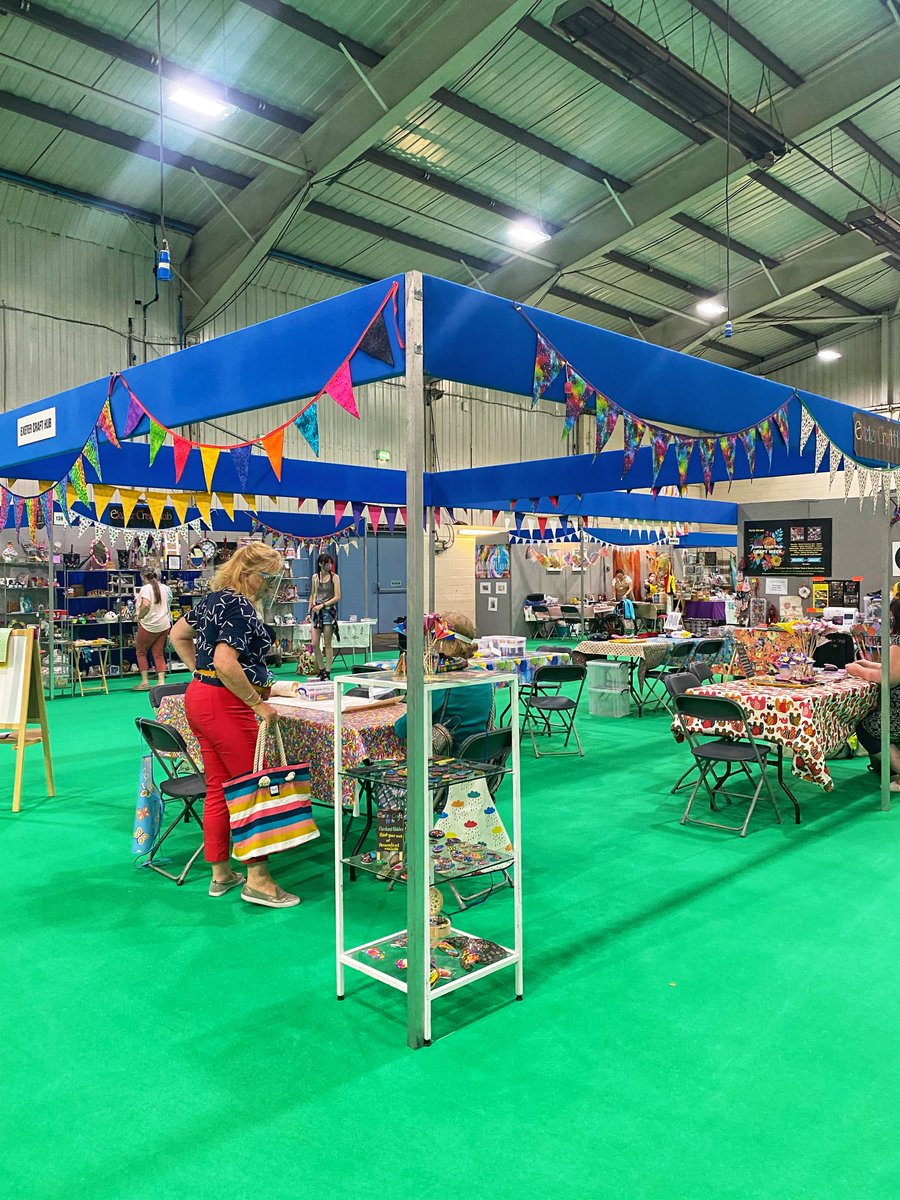 WestpointExeter's tweet image. Throwback Thursday... 😍 We're thinking back to the fabulous @Craft4Crafters which was here recently at Westpoint!

What did you enjoy most about the show? 👀

#WestpointExeter #Craft4Crafters #Throwback