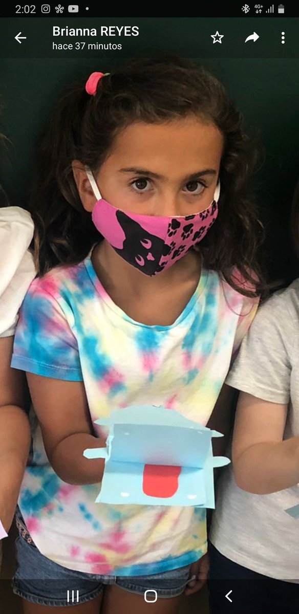 Que crafts mas chulos camisetas incluida..english is fun