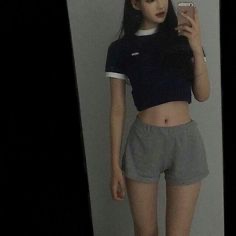 ravenis_bae's tweet photo. Is this you? Nope it’s someone with self control.
#thinspo #thinsp0 #meanspo #meansp0 #sweetspo #sweetsp0 #Anamika #thinspothread #modelthin https://t.co/onbMWl0JJe