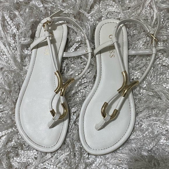 MarisaA_Fischer's tweet photo. So good I had to share! Check out all the items I'm loving on @Poshmarkapp from @shopkateandco #poshmark #fashion #style #shopmycloset #guess #heatgear #hotsteps: https://t.co/X729sSz2Ep https://t.co/qqapch0Y0T
