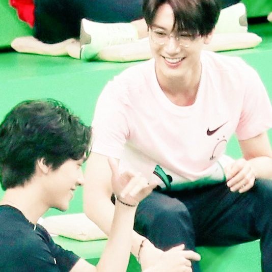 arterest_'s tweet photo. #เตนล์เฮน #tenhen https://t.co/r8WvcJrubv