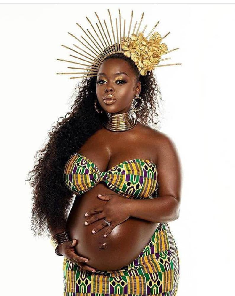 Would you Rock this for a maternity shot?Buy Now through the link :https://...