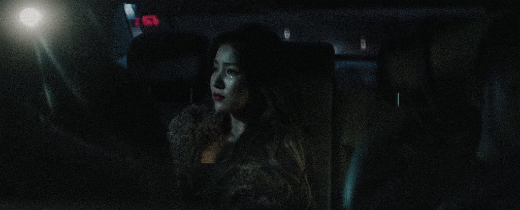 Actually you can watch GFRIEND Crossroads MV and you will see every members acting skills. In this scene, Sowon just luxuriously alone riding in car at midnight crying..
youtu.be/kx5TWKPE5sU