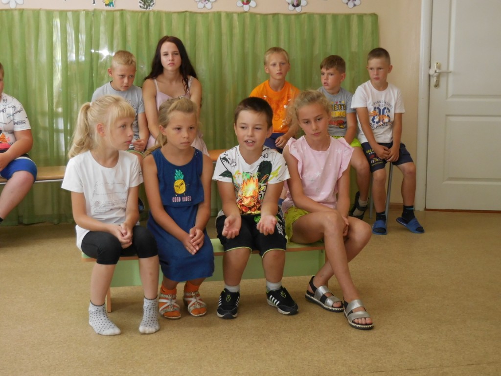 srcnes1's tweet image. #mspno В нашем лагере прошел интересный  и увлекательный день. Прошло торжественное открытие смены. Каждый отряд активно готовился. Ребята продемонстрировали свое вокальное и танцевальное мастерство. У всех ребят на протяжении дня было хорошее настроение!