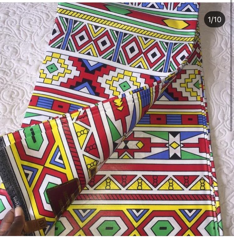 MweeneOlive's tweet photo. Take your pic R300 per 5.5m .
WhatsApp 0799167658 to order .
#africanprint #designer #traditionalwear #tailormade #ankara #vitenge https://t.co/yNTUABddu7