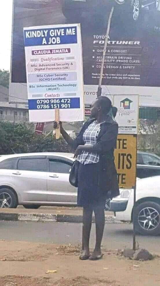 CTP_Kenya's tweet photo. Remember this jobless lady who went out of her way to reach potential employers?
#Facebook hired her as Global IT Security Threat Engineer for #Africa countering transnational crimes like #terrorism.She is inspiration to youth to never lose hope.#Act
#ActionCountersTerrorism https://t.co/fDRi3NLCsm