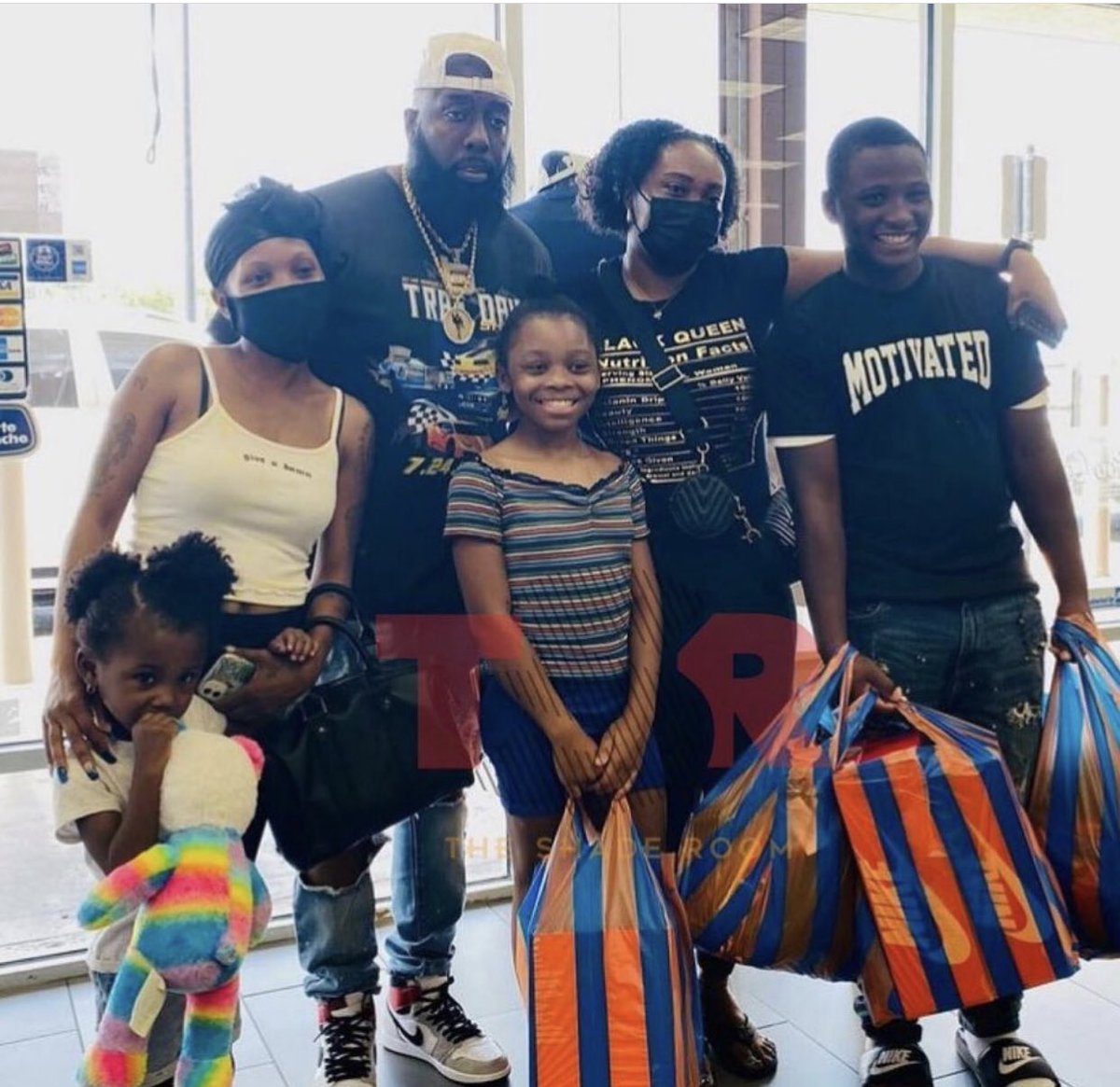 BreatheRev's tweet photo. Shout out to @TRAEABN who heard about this young man Jaydenn out selling waters every morning to earn $ for school clothes, found him, and took care of him and his family.  Nothin but ♥️ here   #breathewithme https://t.co/9fPIgGCGdN