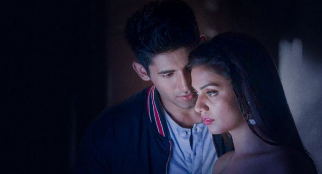 Manisha87782938's tweet photo. Divrun 🥰❤🤗
@VSood12 
@DivrunE 
@DivrunB 
#raginiMMSReturns
#divrun 
#divyaagarwal https://t.co/saMdizQK0U