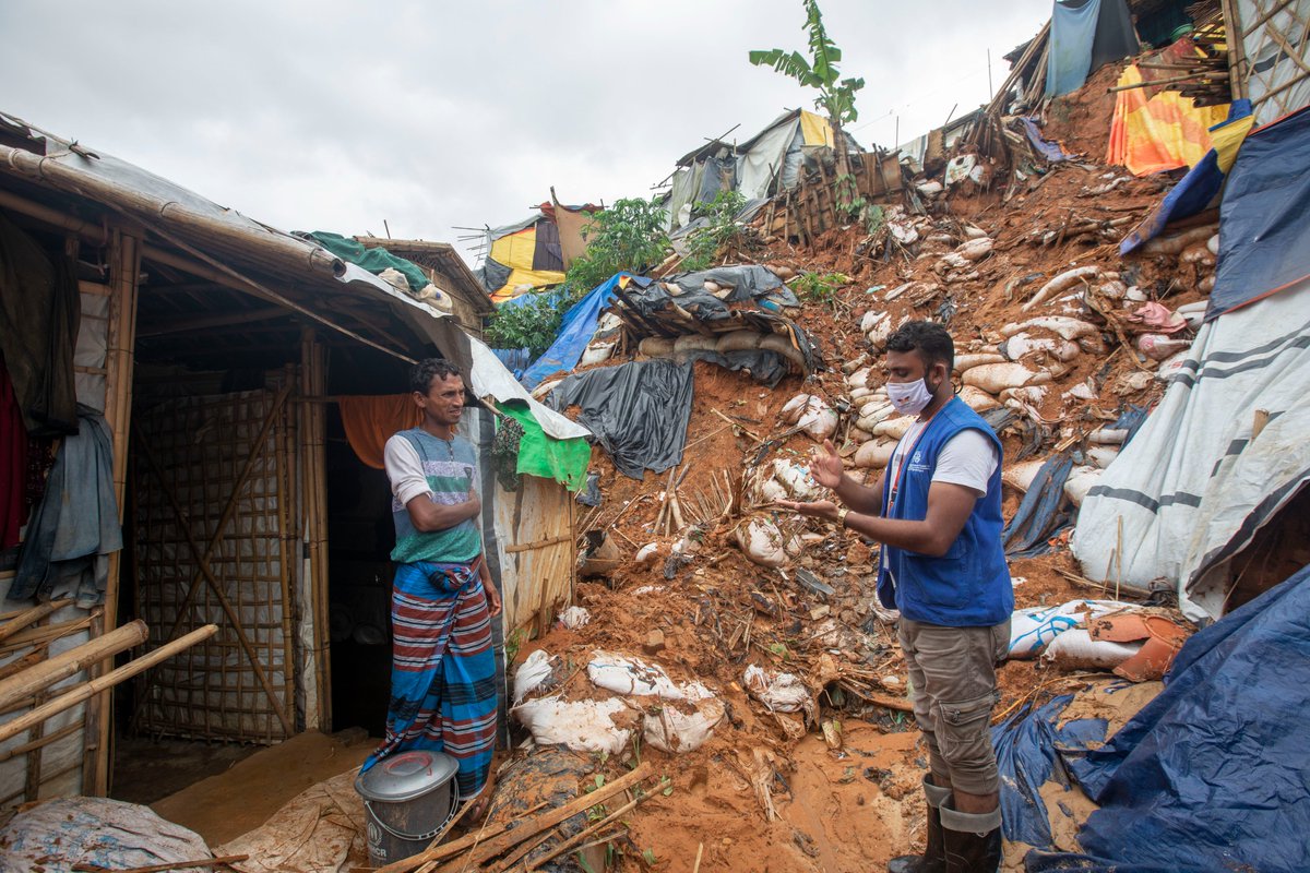 IOMBangladesh's tweet image. More than 13,000 refugees have been affected by this week's floods in Cox's Bazar. Half are currently displaced inside the camps.

IOM, volunteers &amp;amp; partners are on the ground assisting those affected, but access is challenging as heavy rainfall is expected for the next 5 days.