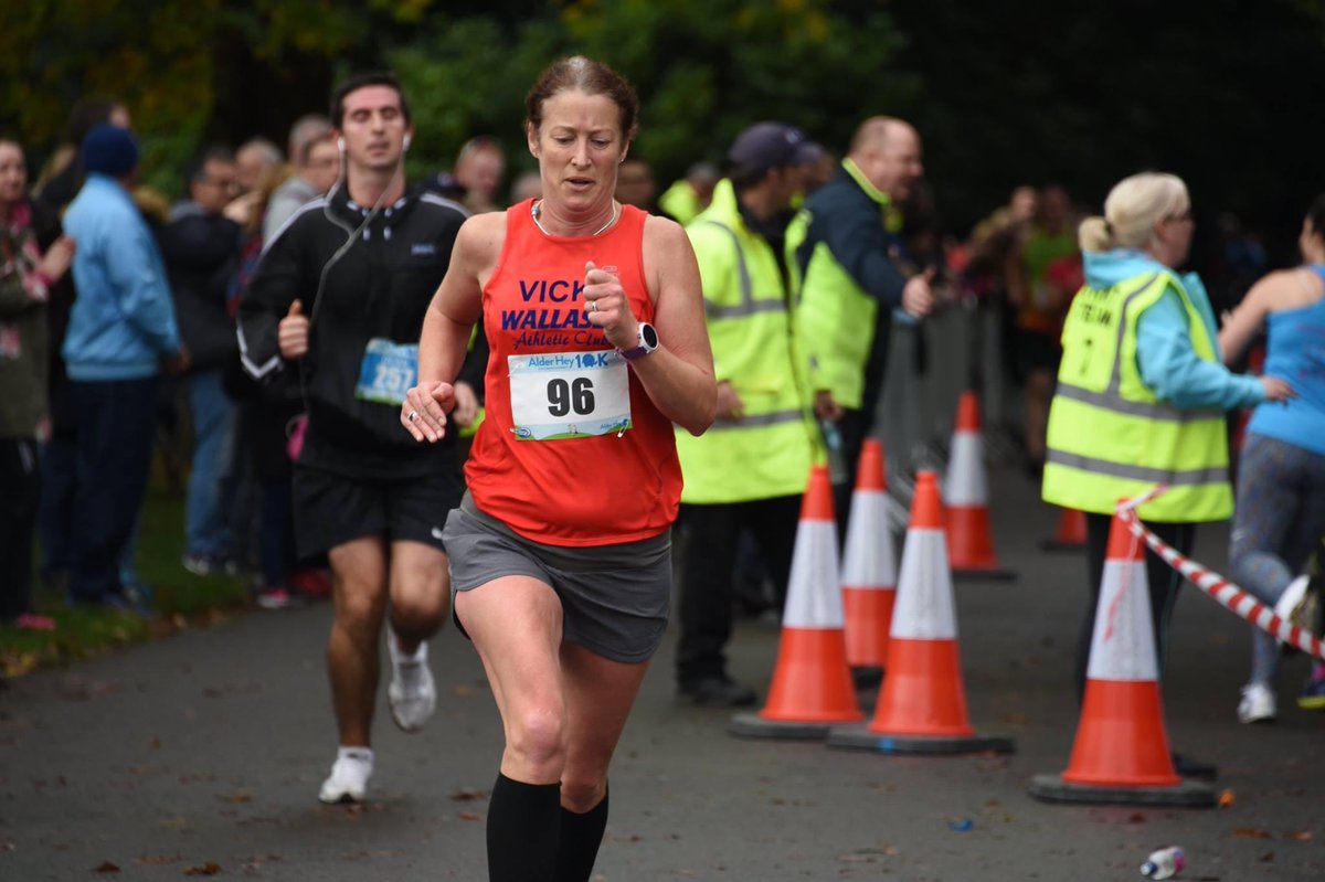 mediacityphysio's tweet image. Are you ready! @touroftameside starts today “Good luck to all you guys running day 1 #hydrate - #stretches #DoNotSkipWarmUp @mediacityphysio @active_tameside  @TheRunningBee @DaviesSportsUK @sportstoursint @MediaCityUK @iLoveMCUK Pre Post Sports Massage come see us 
@OldhamRUFC