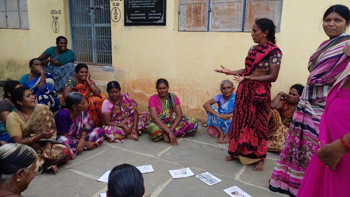 Our #HealthNutrition women cadres imparting knowledge on personal hygiene and the importance of nutritious food, motivating many other women farmers in the villages. @Kadapagoap #HealthyEating @nutritionaldiet @naturalfarming